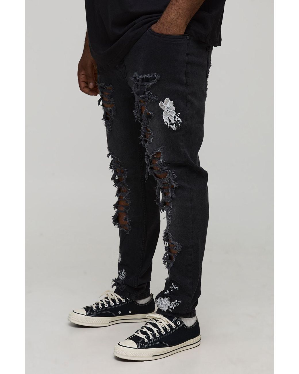 BoohooMAN Black Plus Floral Embroidered Ripped Skinny Jeans for men