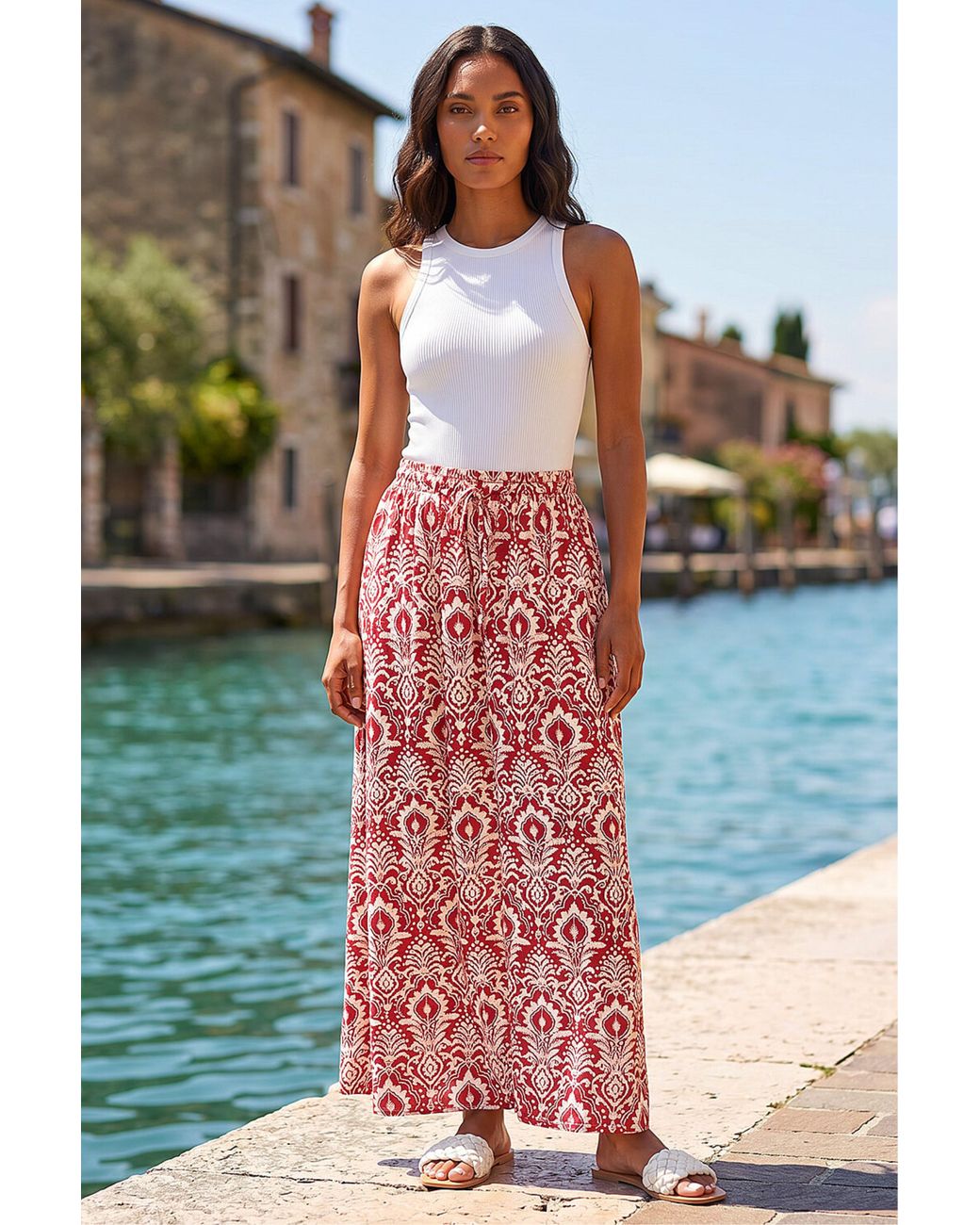 Roman Red Tile Hem Print Stretch Skirt