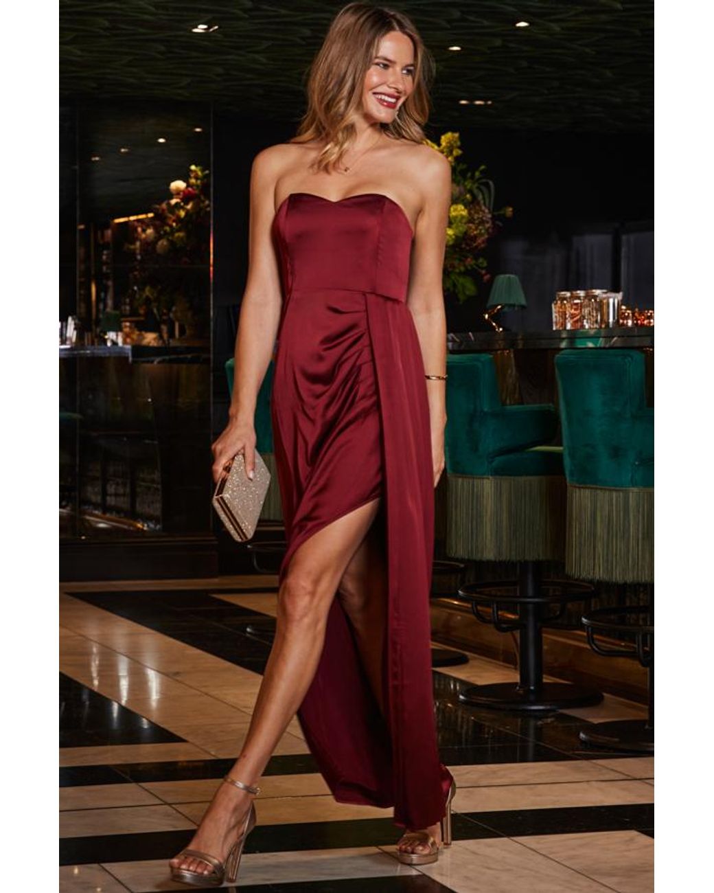 Sosandar Burgundy Satin Sweetheart Neckline Bandeau Maxi Dress in Black |  Lyst UK