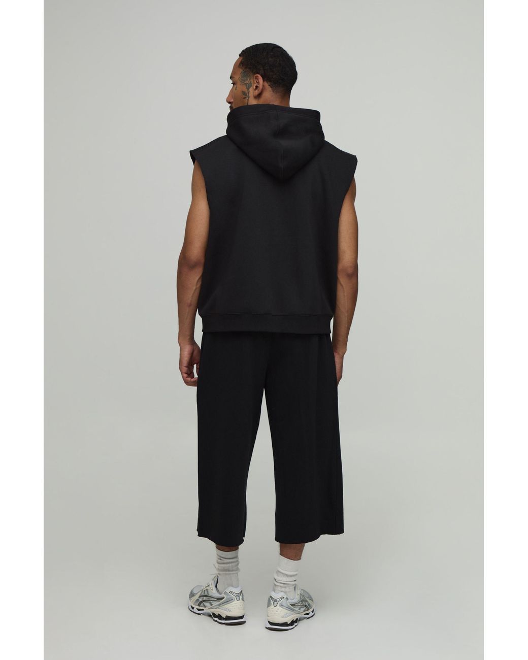 BoohooMAN Black Longline Sport Jort for men