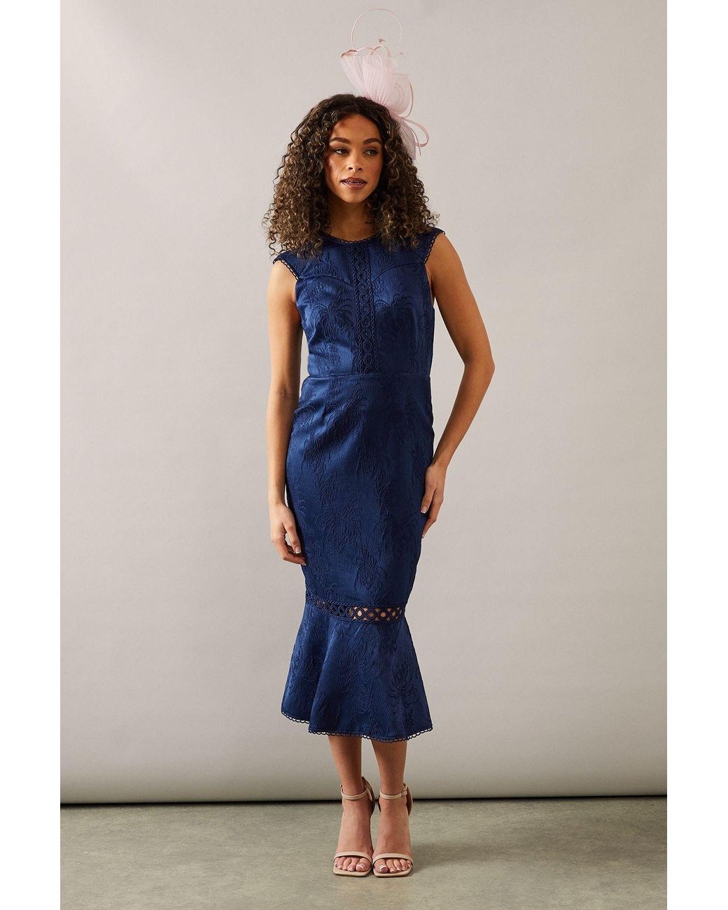 Wallis Lace Open Back Ruffle Hem Midi Dress in Blue | Lyst UK