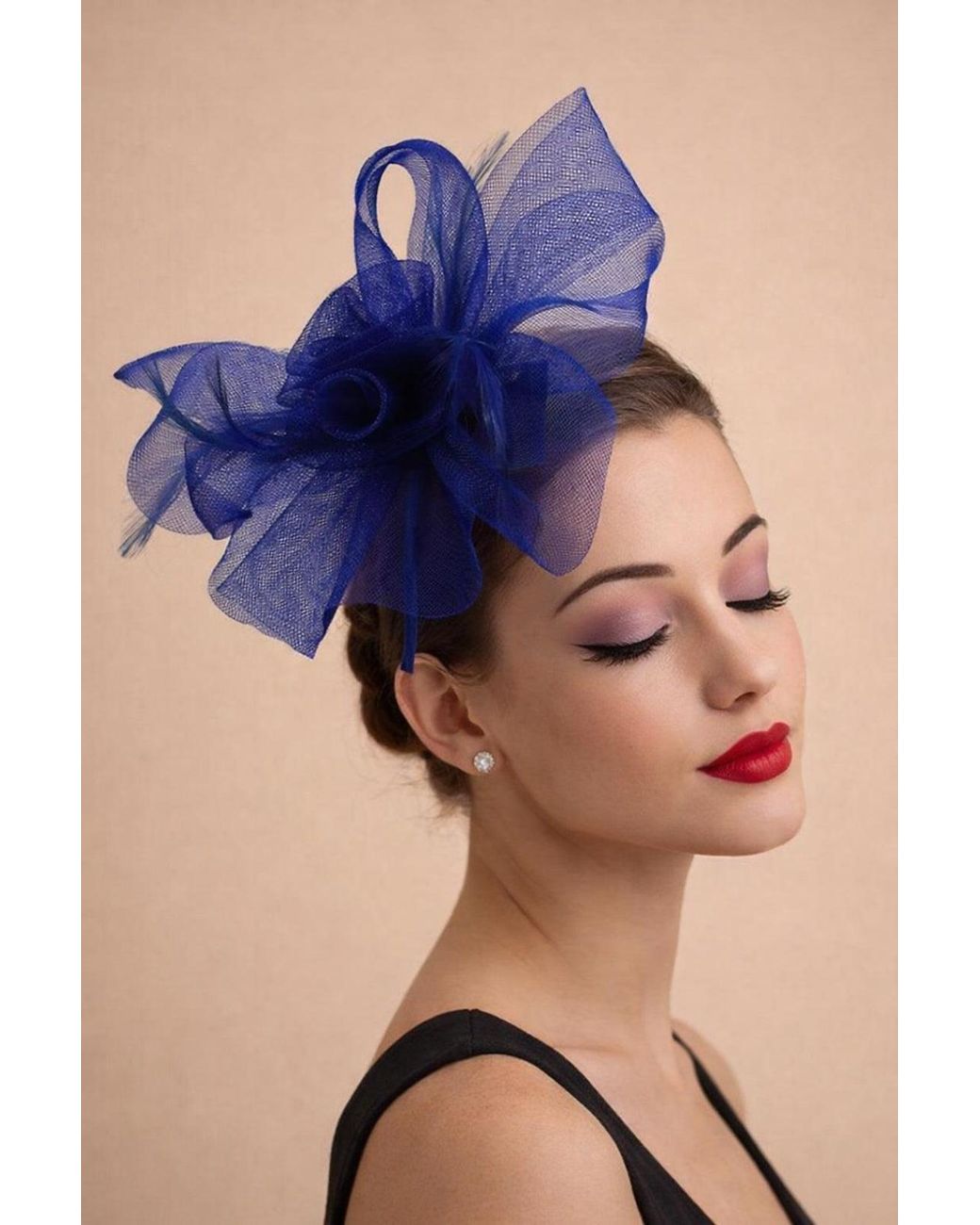 SVNX Blue Folded Bow Fascinator With Tipped Feathers