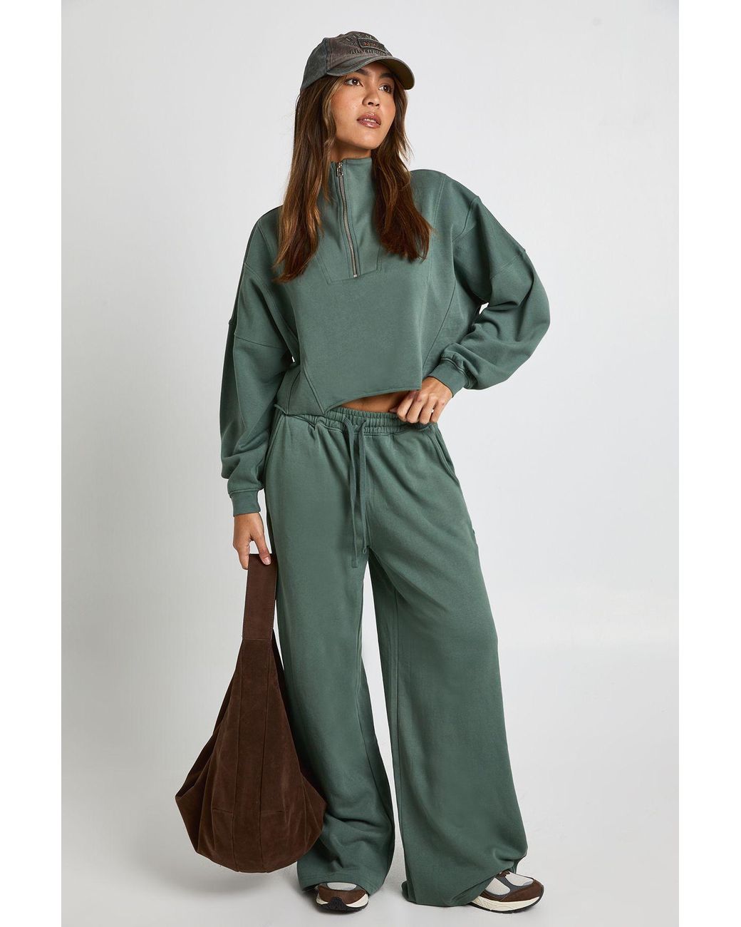 Boohoo Green Washed Half Zip And Straight Leg Jogger Tracksuit