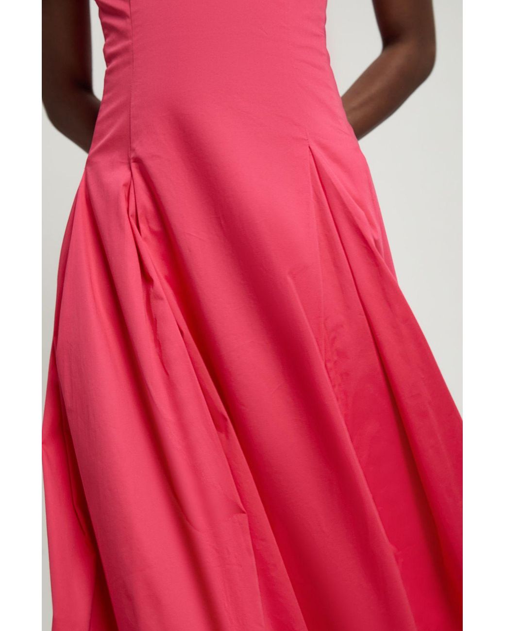 Karen Millen Red Cotton Sateen V Neck Maxi Dress
