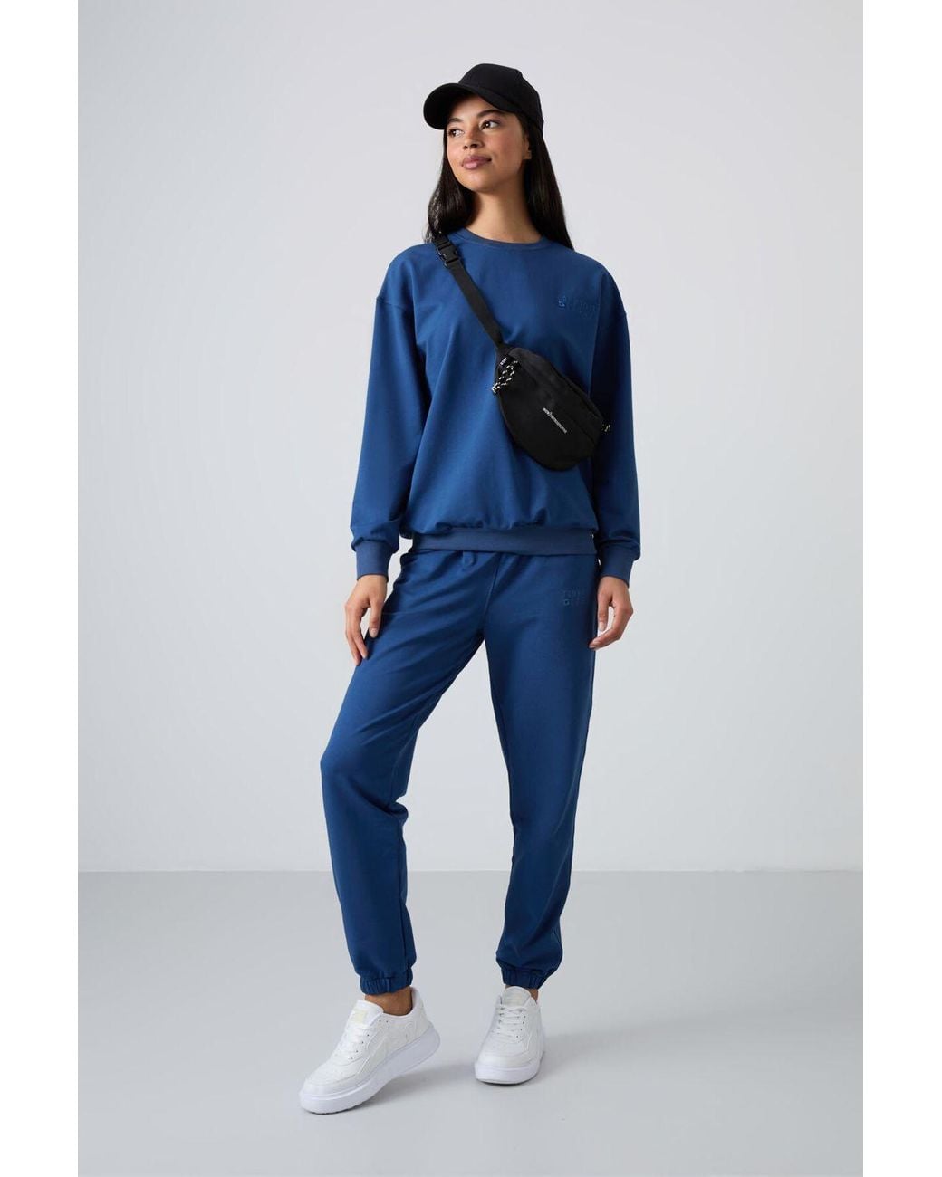 TOMMY LIFE Blue Oversized Sweatshirt And Elastic Hem Pants Set