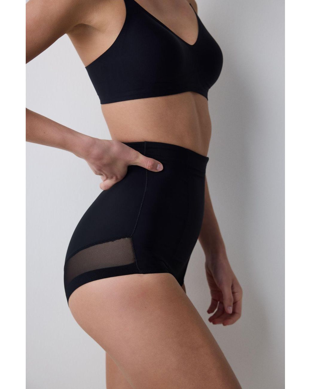 Penti Black High-Waist Mesh Insert Shapewear Bodysuit