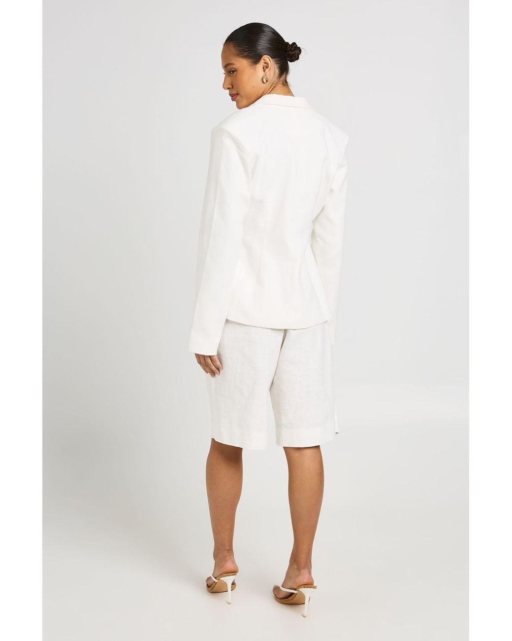 Boohoo White Linen Look Tailored Bermuda Shorts