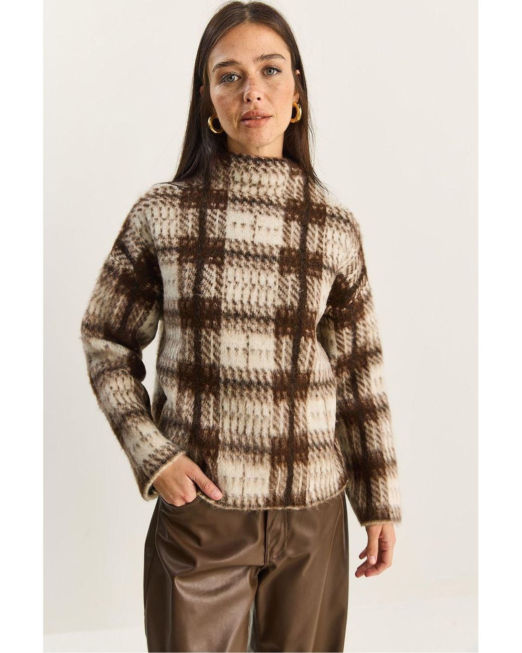 Bianco Lucci Brown Thick Plaid Half Turtleneck Sweater