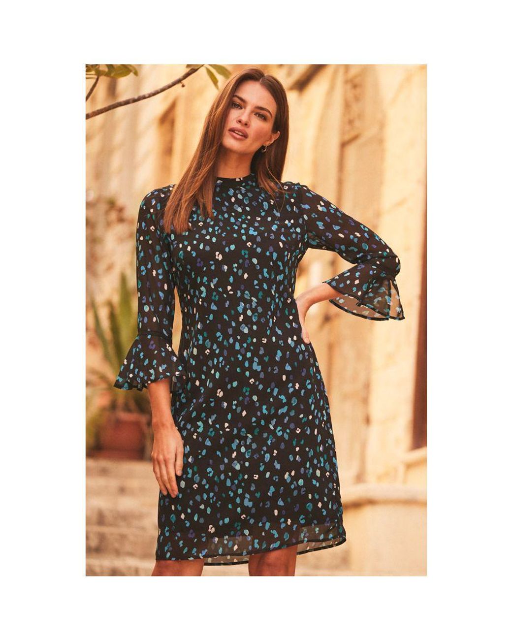 Sosandar Black Fleck Print Fluted Cuff Shift Dress