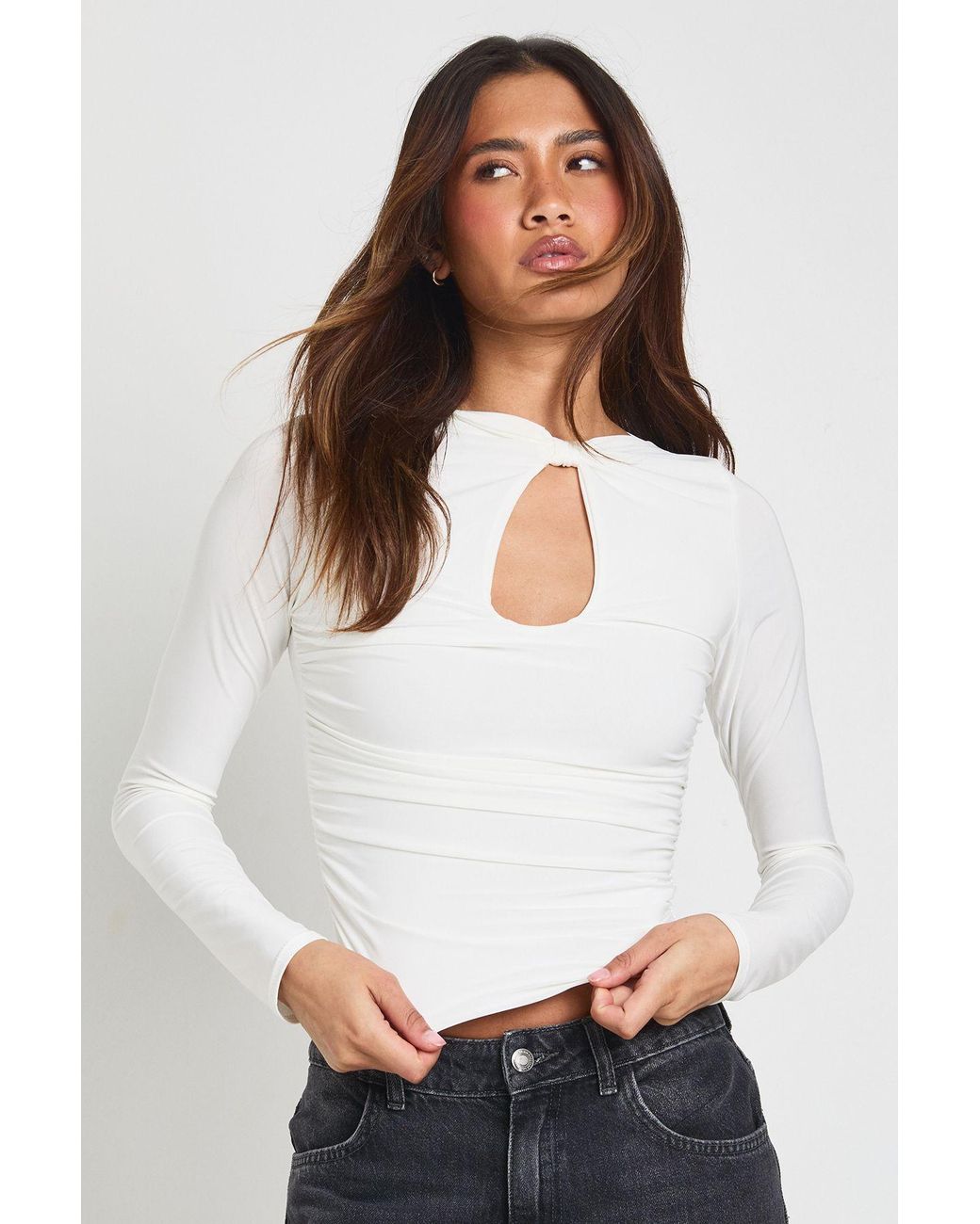 Boohoo White Key Hole Ruched Waist Long Sleeve Top