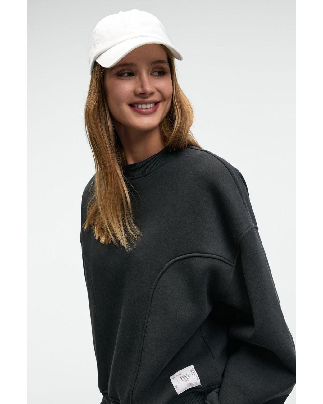 Grimelange Black Oversized Crew Neck Sweatshirt