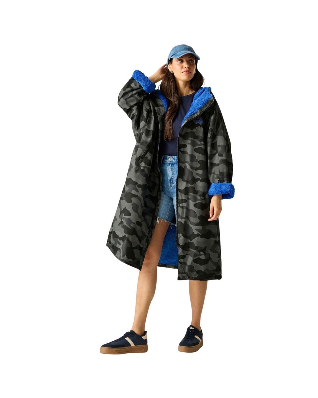 Regatta Blue Outdoor Active Waterproof Zip Beach Surfing Changing Robe