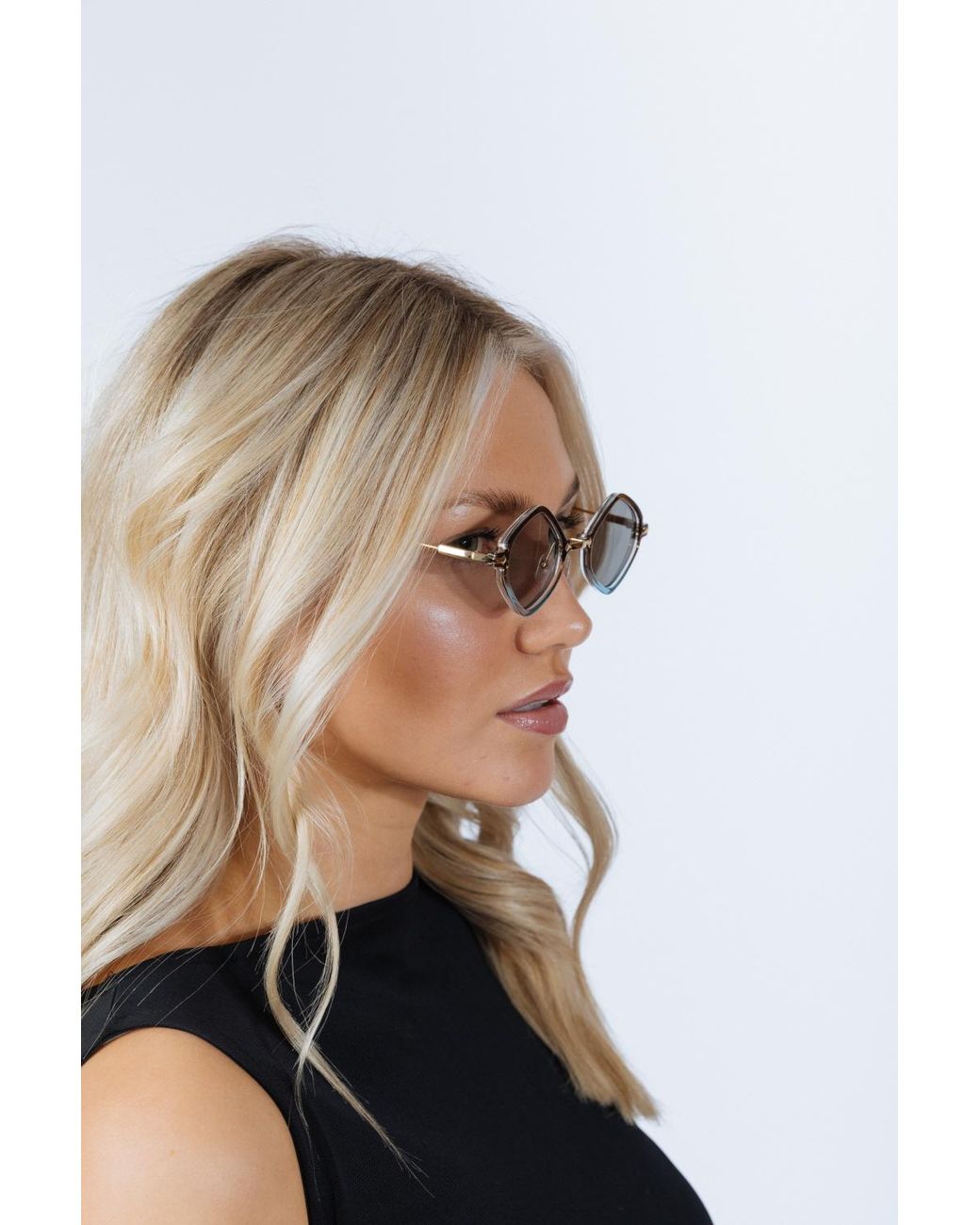 SVNX White Diamond Shape Sunglasses