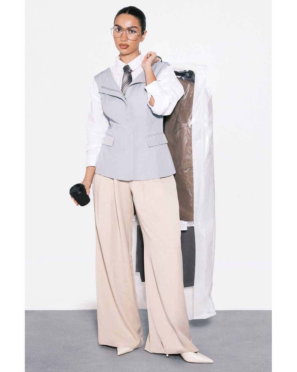 Boohoo White Basics Tailored Wide Leg Trouser