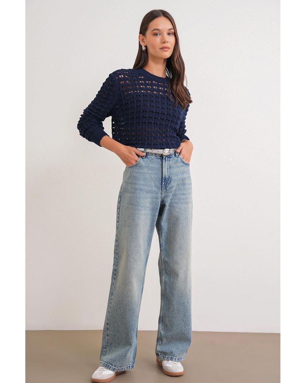 MixRay Blue Textured Knit Relaxed Crop Sweater With Crew Neck