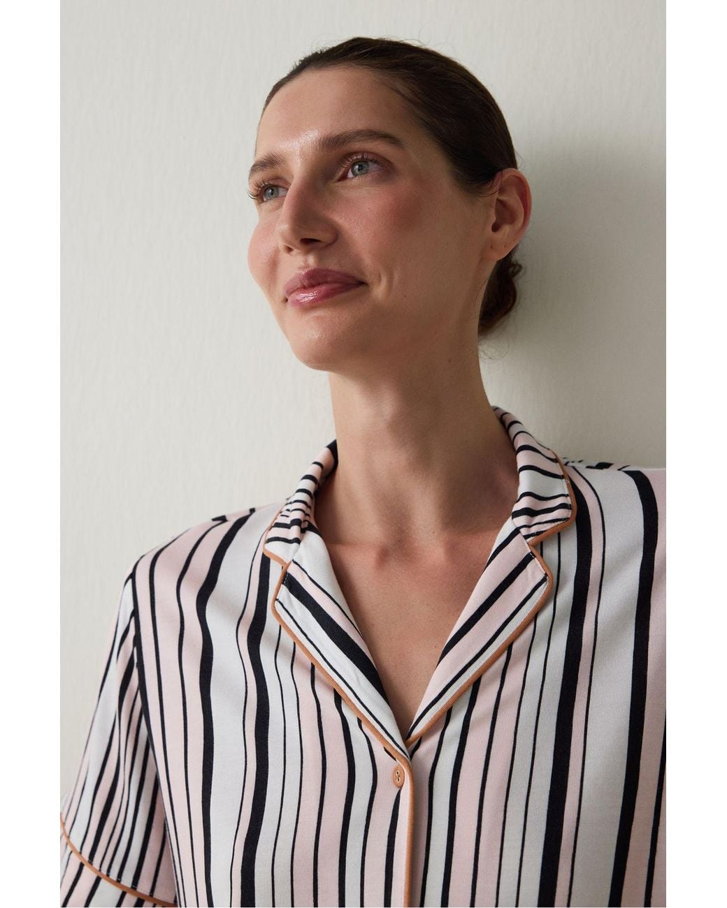 Penti Gray Aging Collagen Striped Shirt Collar Short Sleeve Pajama Set