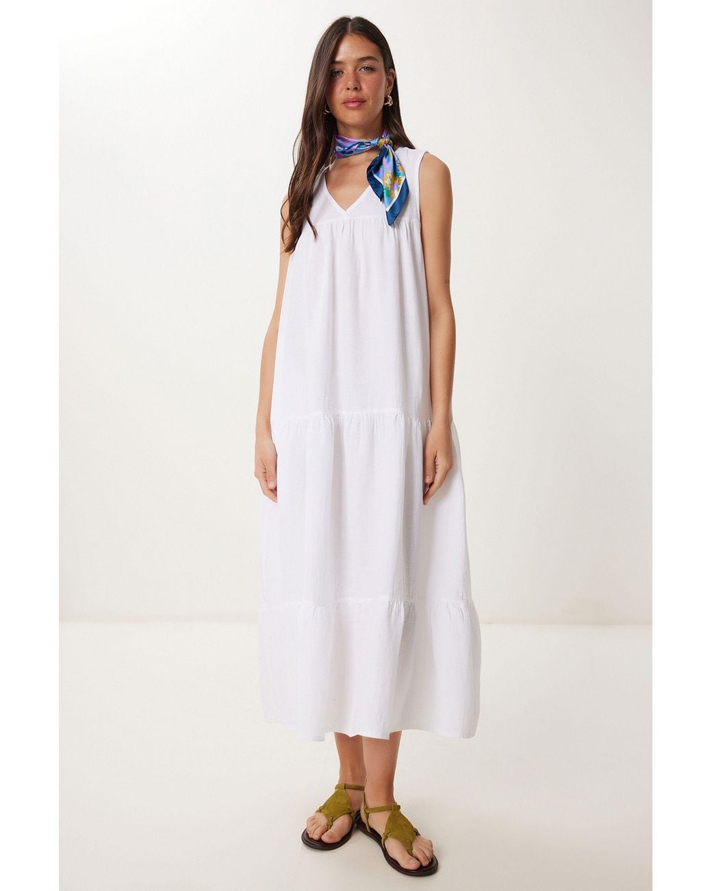 Happiness İstanbul White Frilly V-Neck Midi Dress