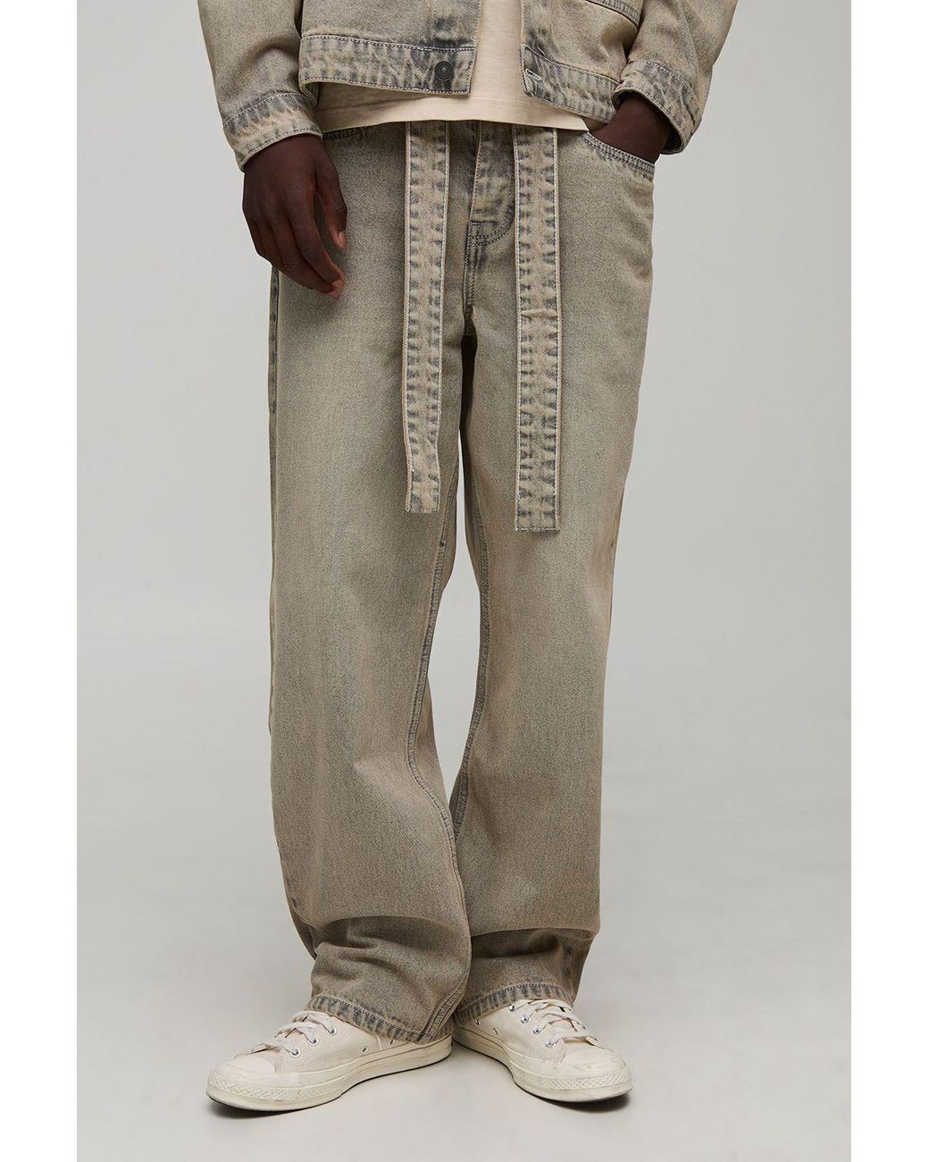 BoohooMAN Brown Relaxed Fit Washed Belted Jeans for men