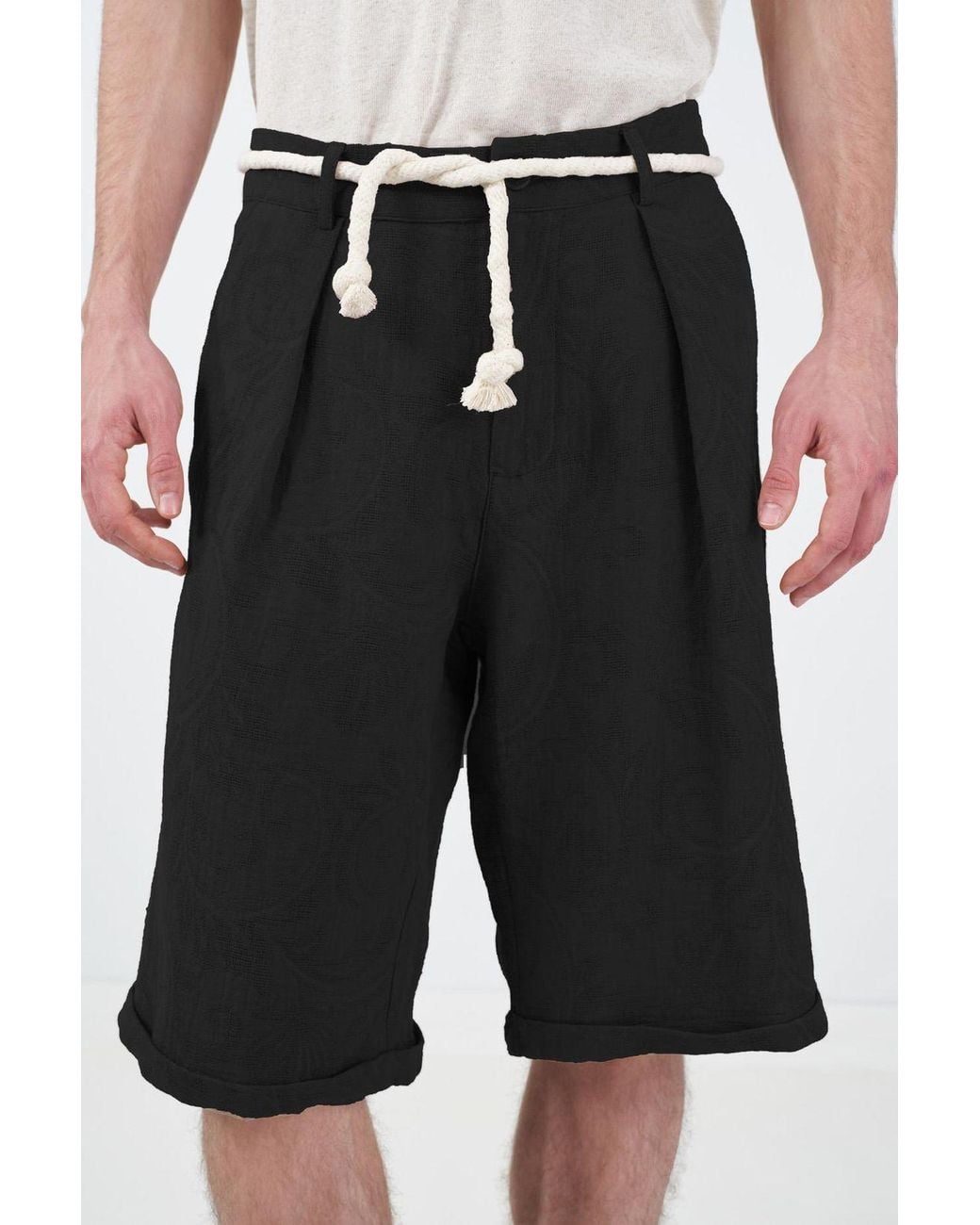Giesto Black Wide Leg Mid Waist Shorts With Tie Detail for men