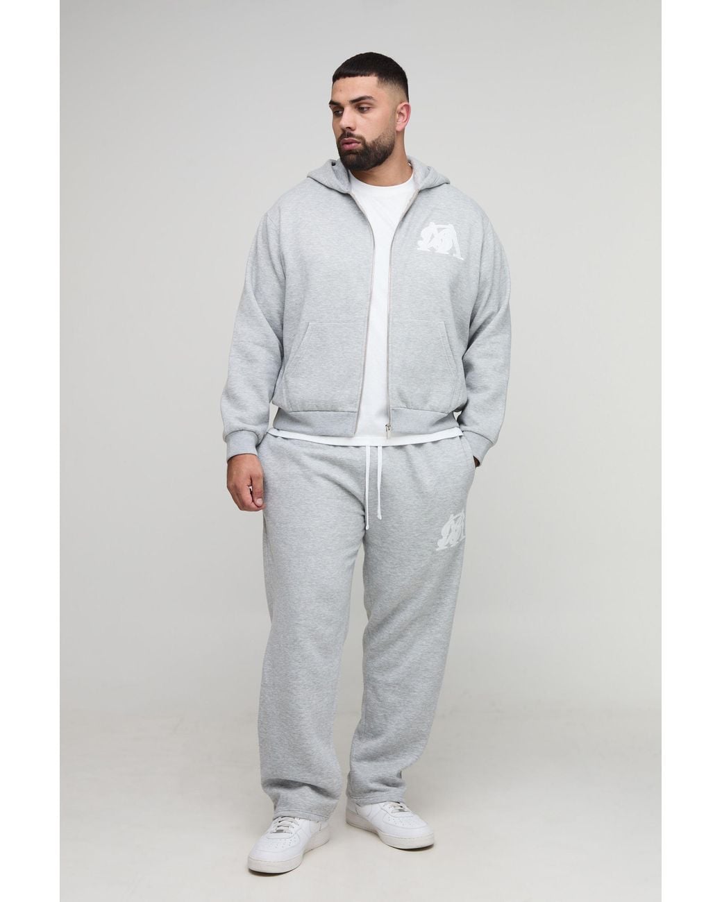 BoohooMAN Plus Oversized Boxy Zip Through Bm Embroidered Hoodie & Baggy ...
