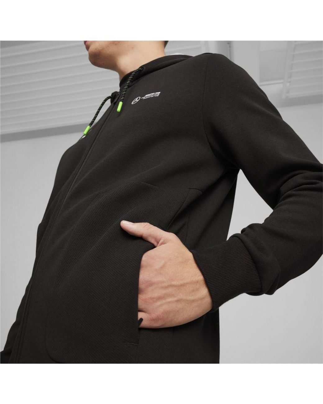 PUMA Black Mercedes-Amg Petronas Motorsport Hooded Sweat Jacket for men