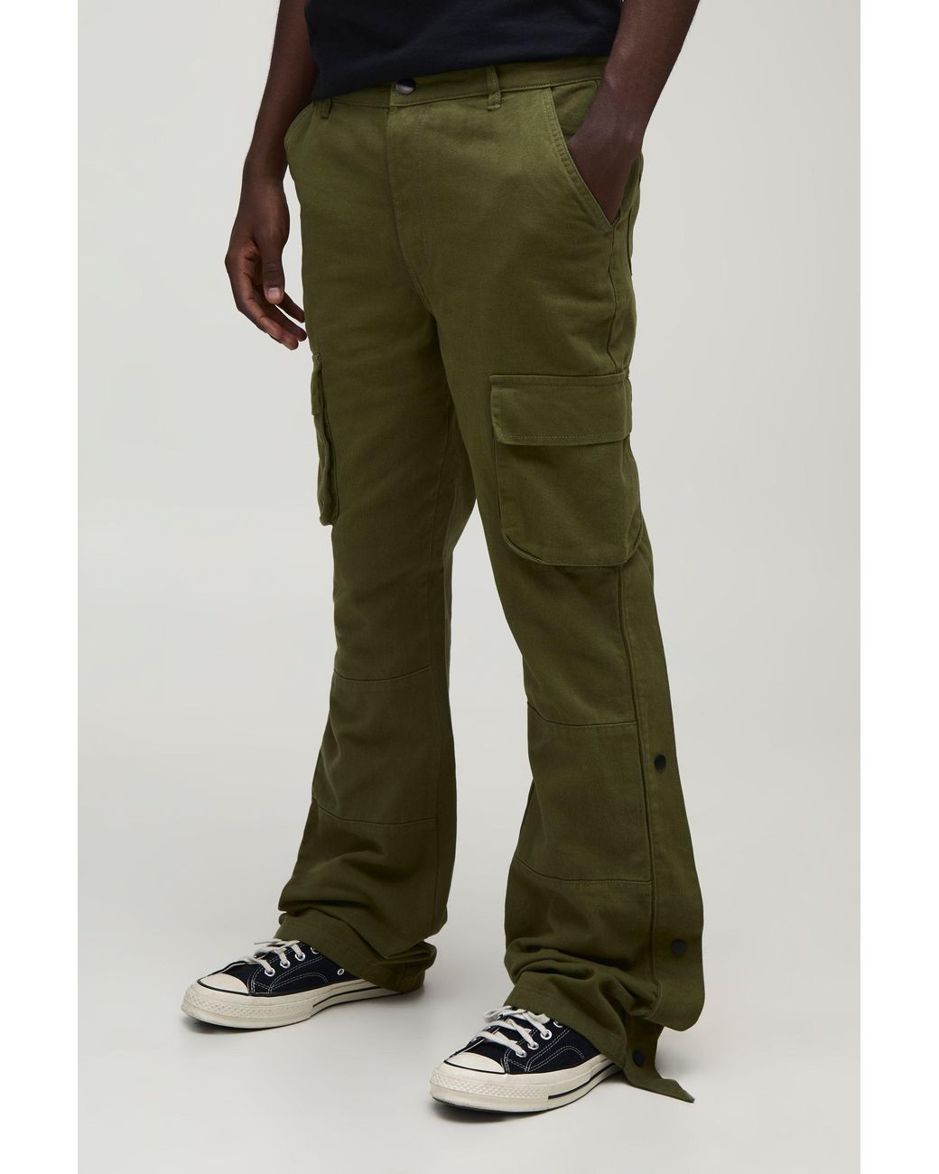 BoohooMAN Green Straight Leg Flare Popper Detail Twill Cargo Trouser for men