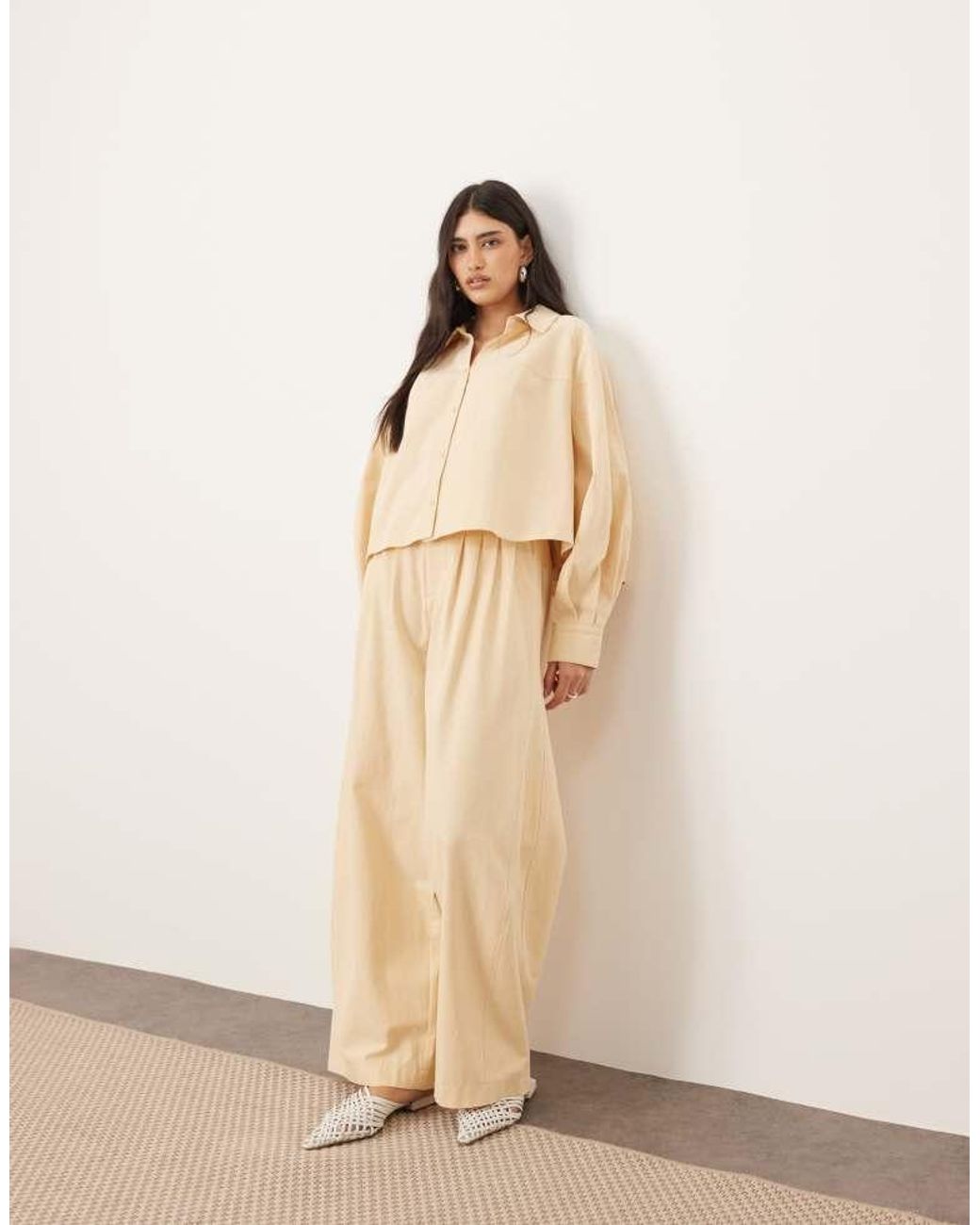 ARRANGE Natural Structured Pleat Detail Wide Leg Barrel Trouser