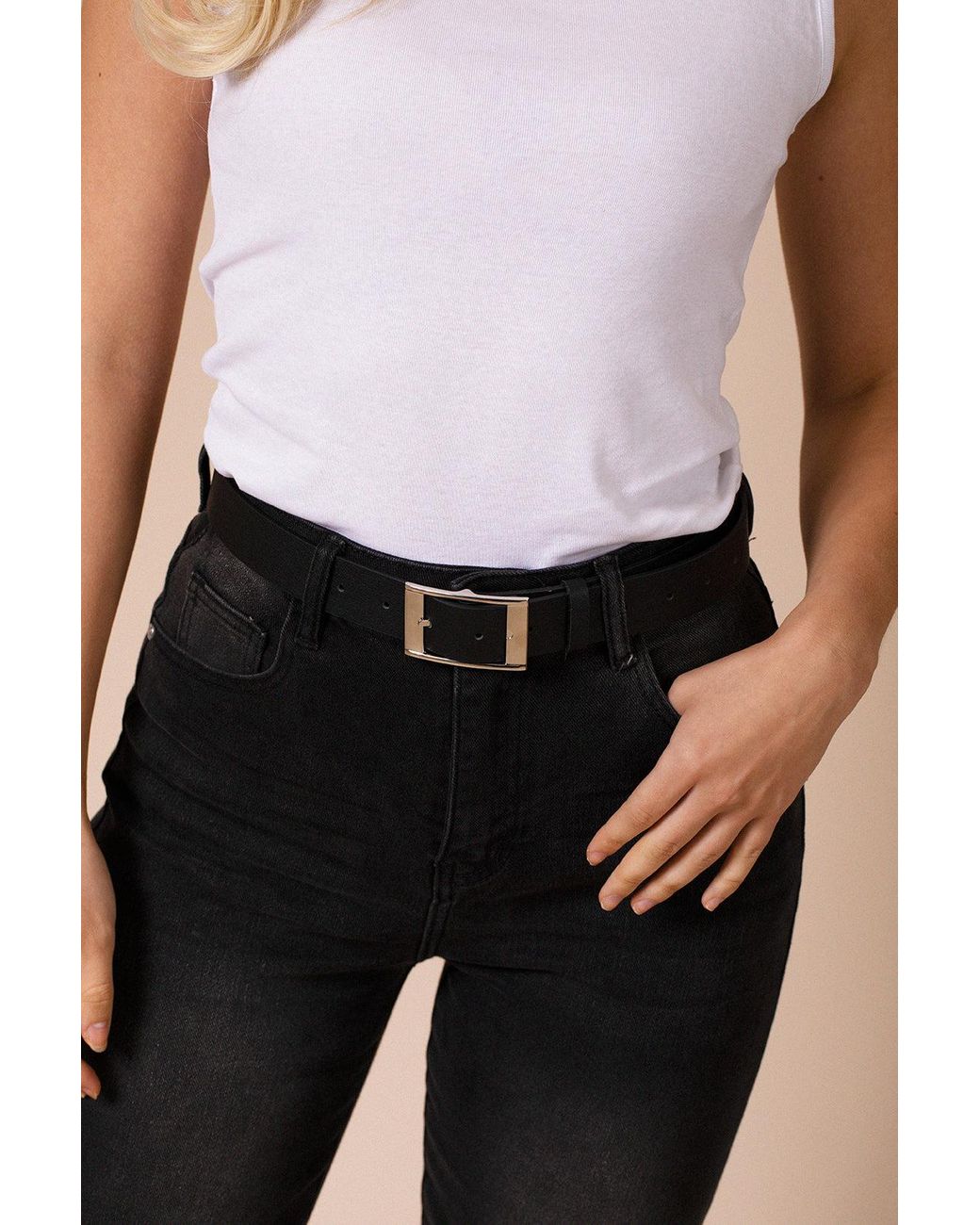 SVNX White Square Buckle Belt