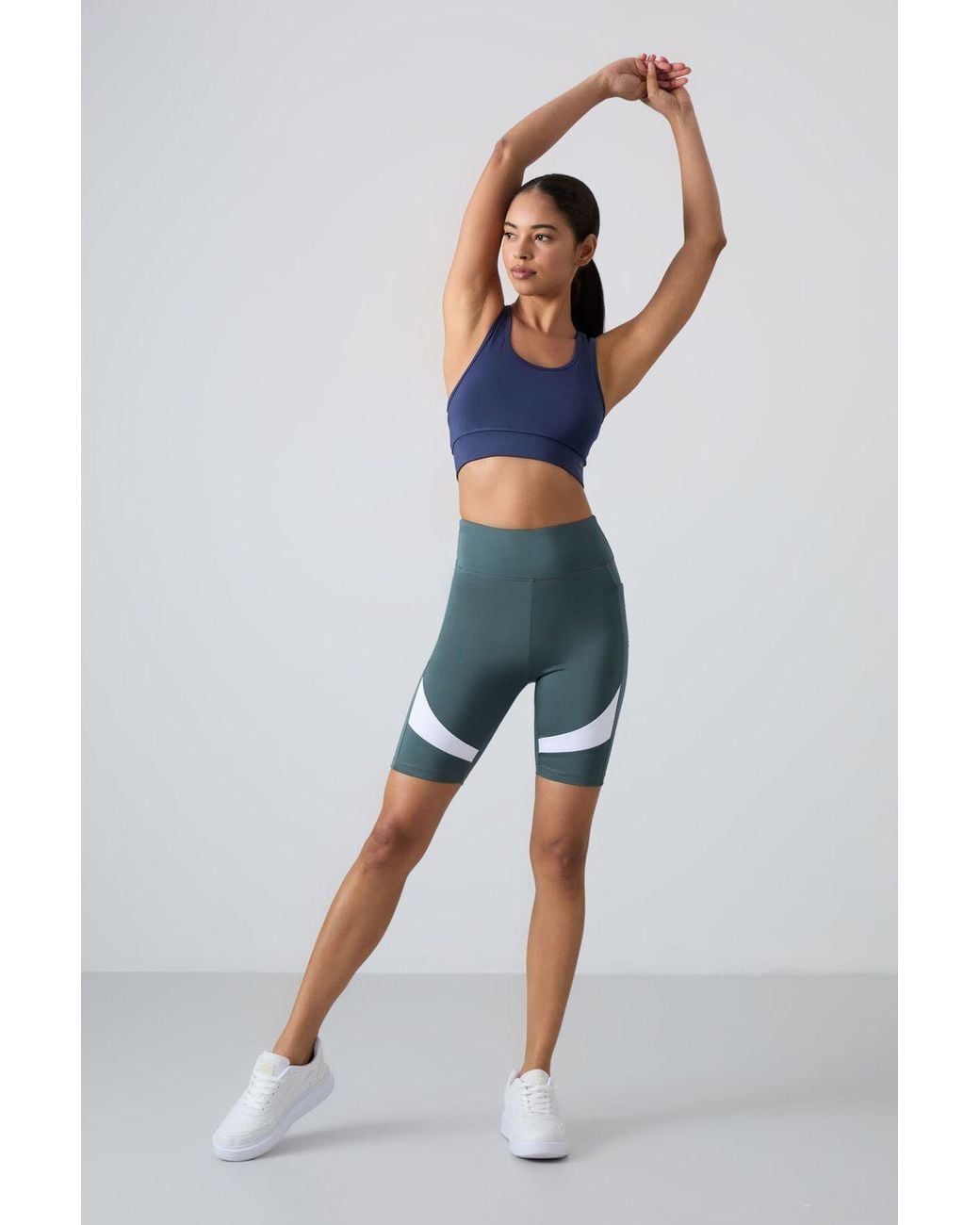 TOMMY LIFE Blue Fitted Sleeveless Crop Sports Top