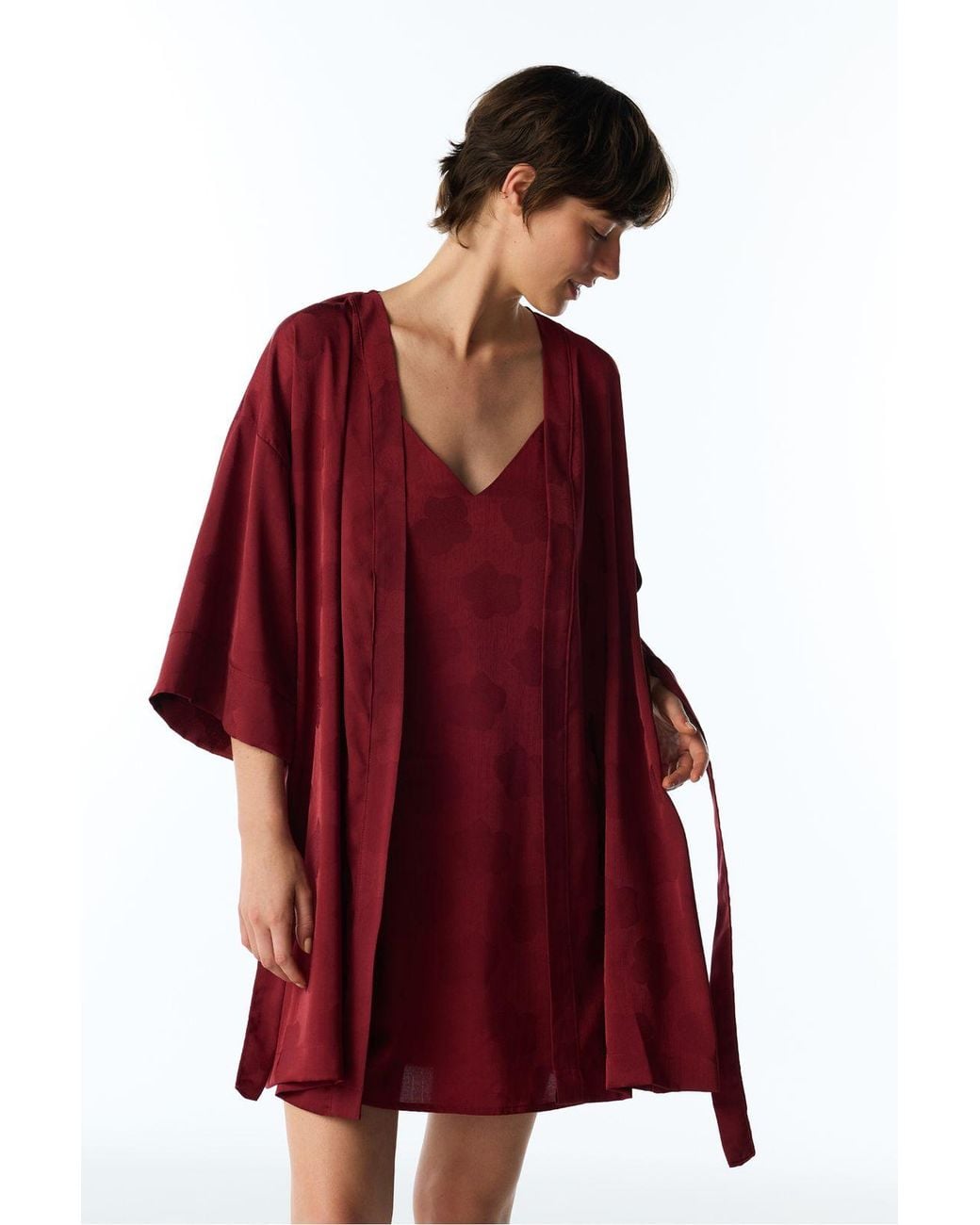 Penti Red Orquidea Satin Floral Short Sleeve Robe