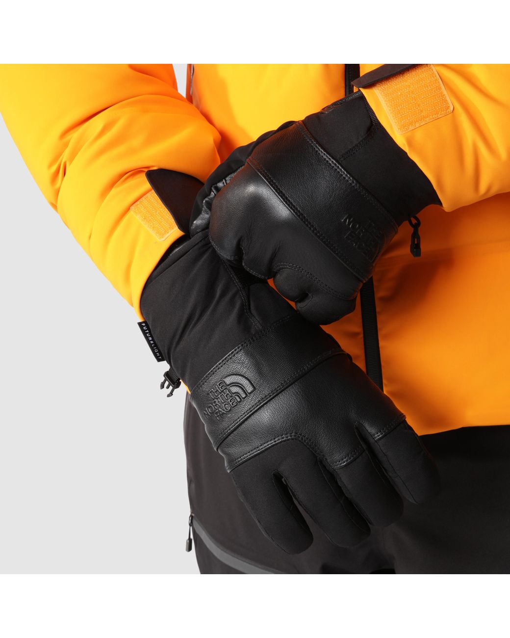 The North Face Black Montana Luxe Futurelight Etip Gloves Tnf for men