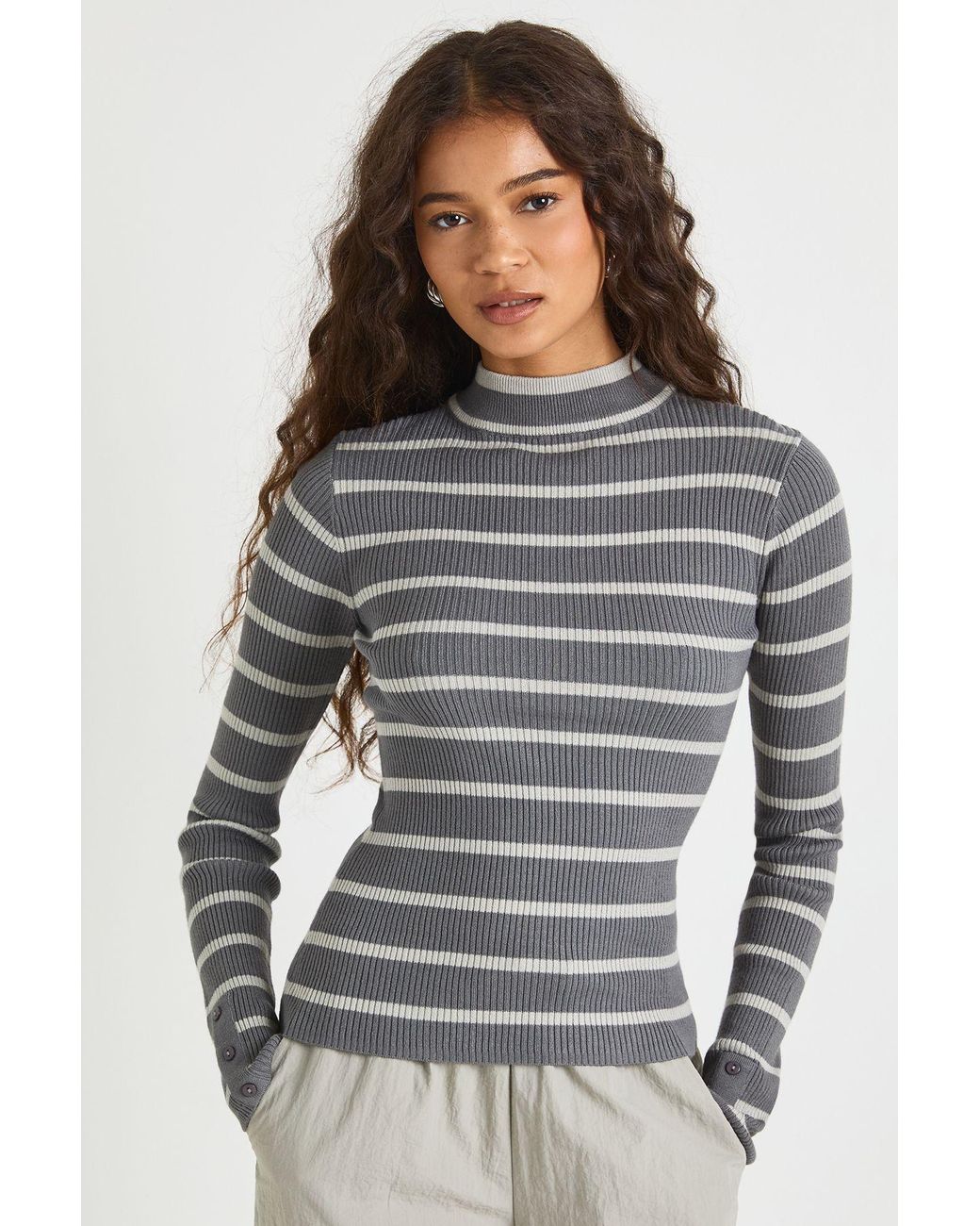 Boohoo Gray Stripe Long Sleeve Knit Top