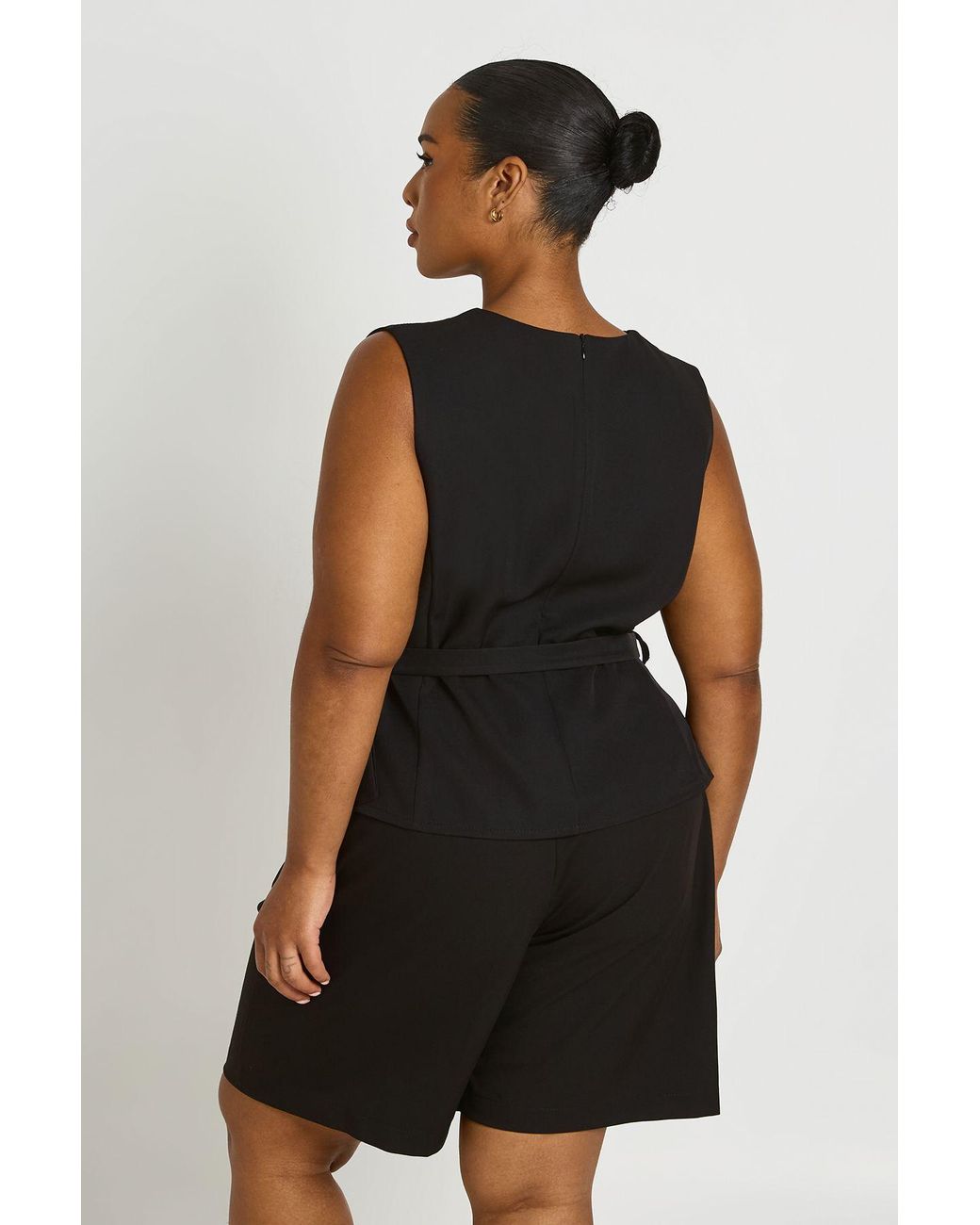 Boohoo Black Plus Waist Detail Pleat Front Tailored Longline Shorts