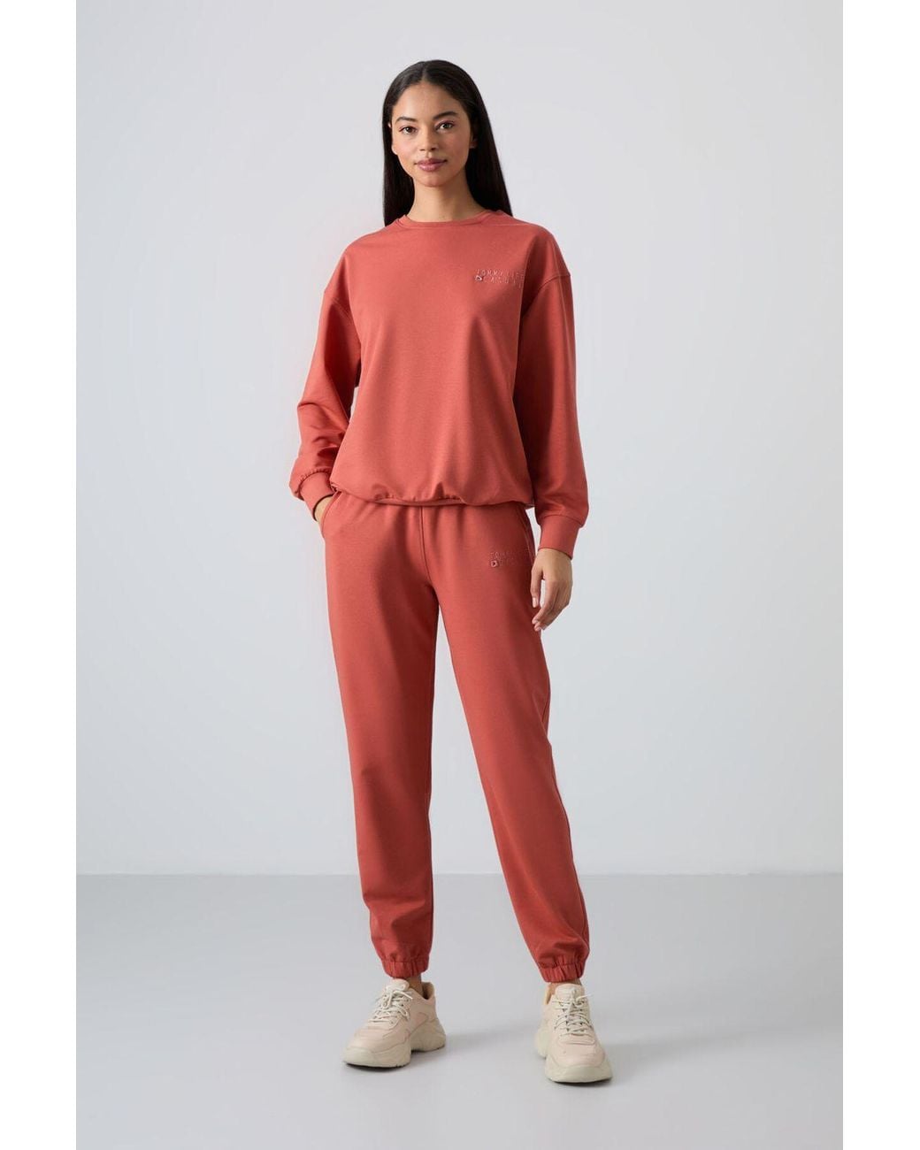 TOMMY LIFE Red Oversized Sweatshirt And Elastic Hem Pants Set