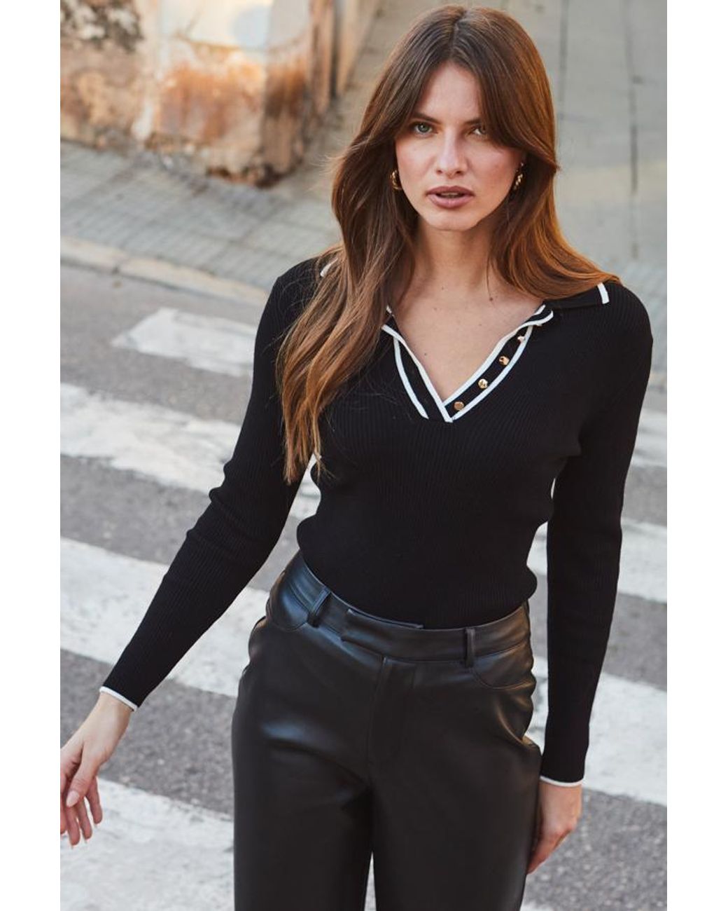 Sosandar Black Contrast Trim Fine Knit Collared Jumper