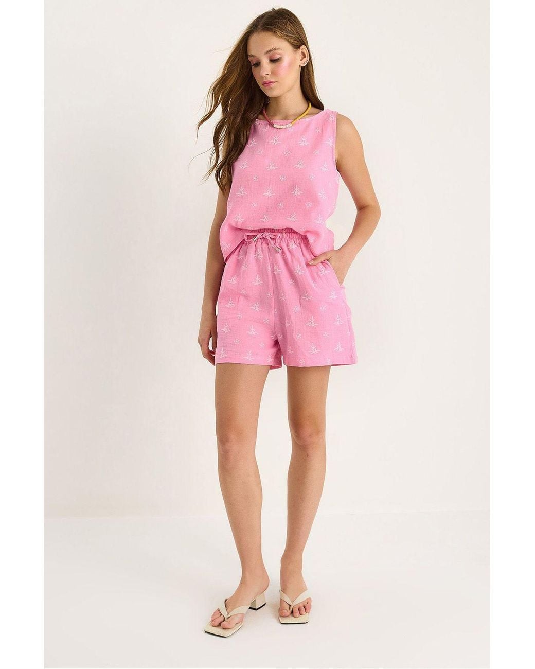 Bianco Lucci Pink Short High Waist Two-Piece Coord Set With Button Closure