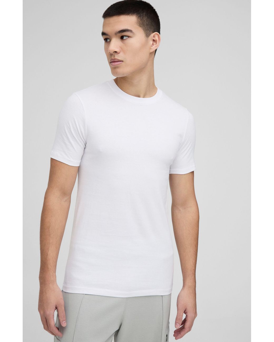 BoohooMAN White Basic Muscle Fit Crew Neck T-shirt for men