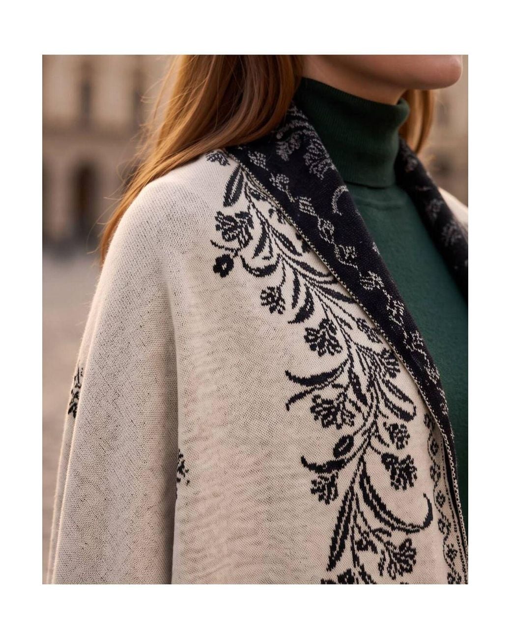 RYVAN Brown Scarf