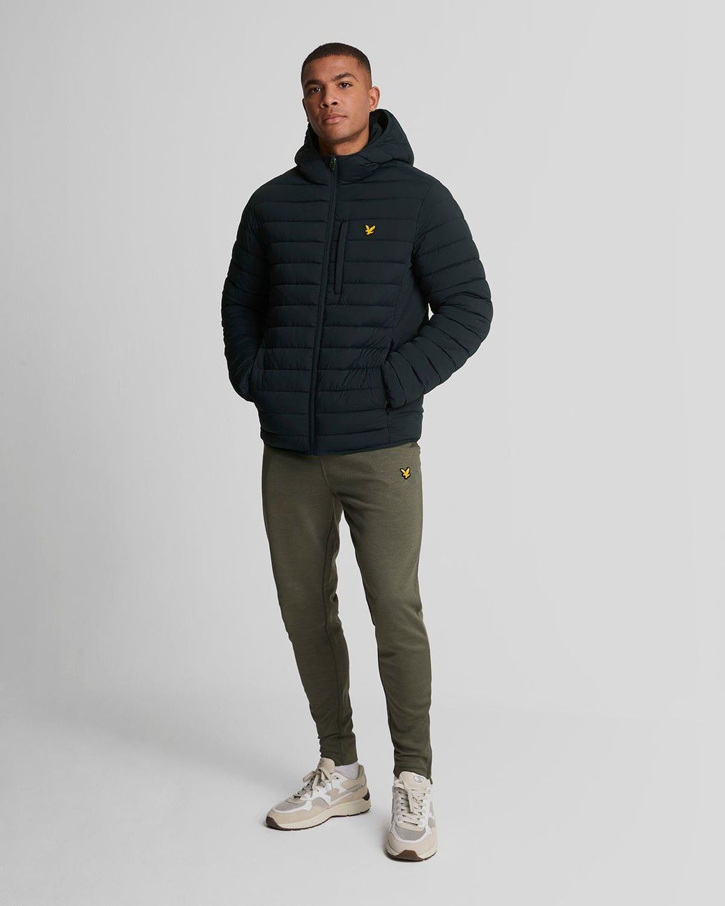 Lyle & Scott Blue Sports Lightweight Puffer Jacket for men