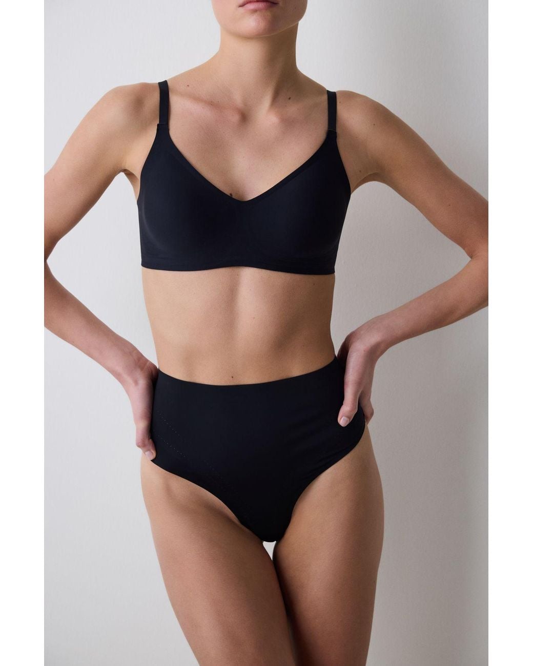 Penti Black High-Waist Seamless Thong Shapewear