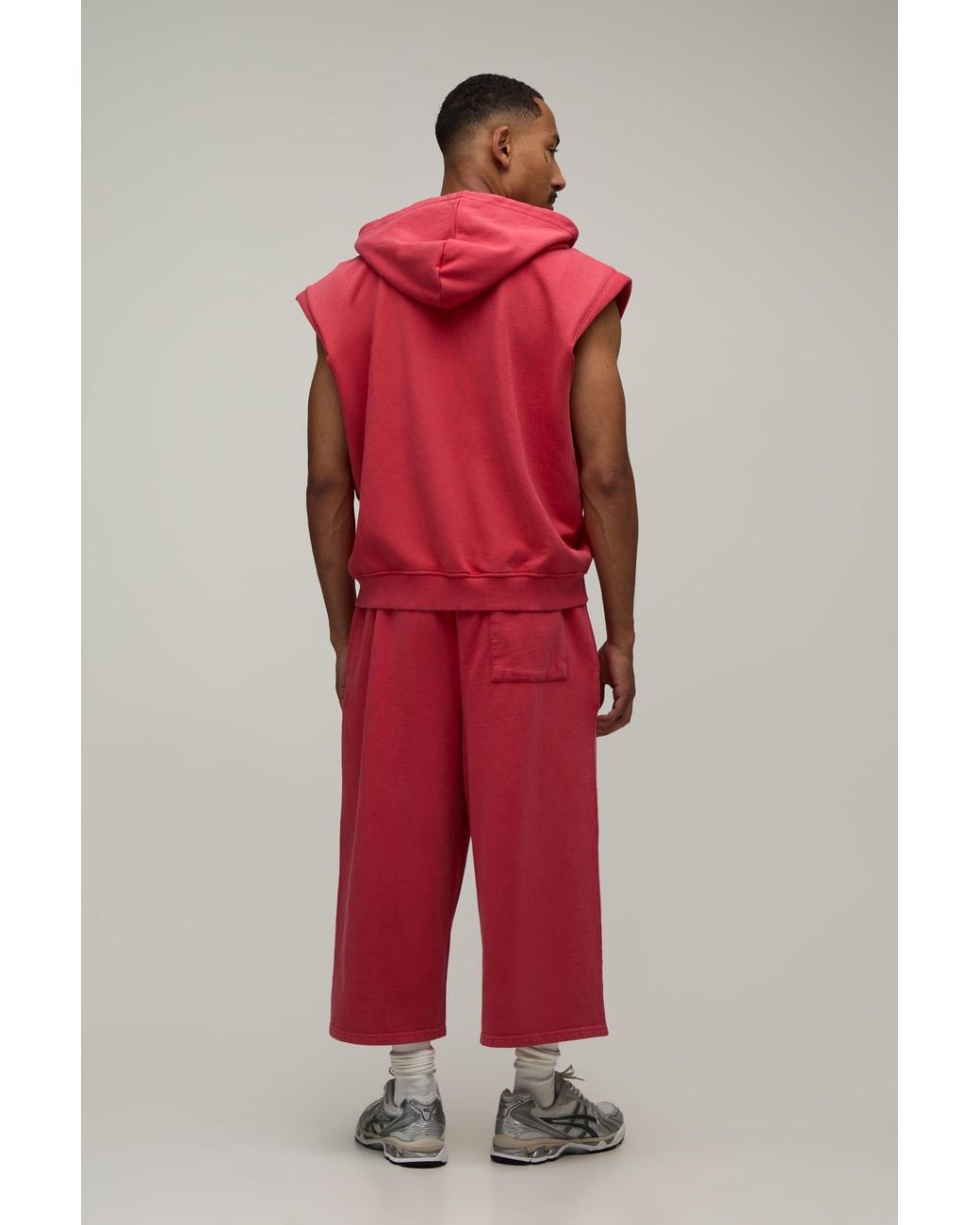 BoohooMAN Red Oversized Boxy Sleeveless Padded Shoulder Wash Zip Hoodie for men