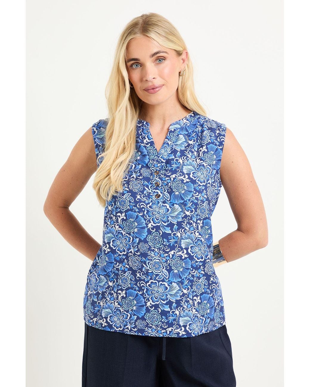 Wallis Blue Petite Floral Button Sleeveless Top