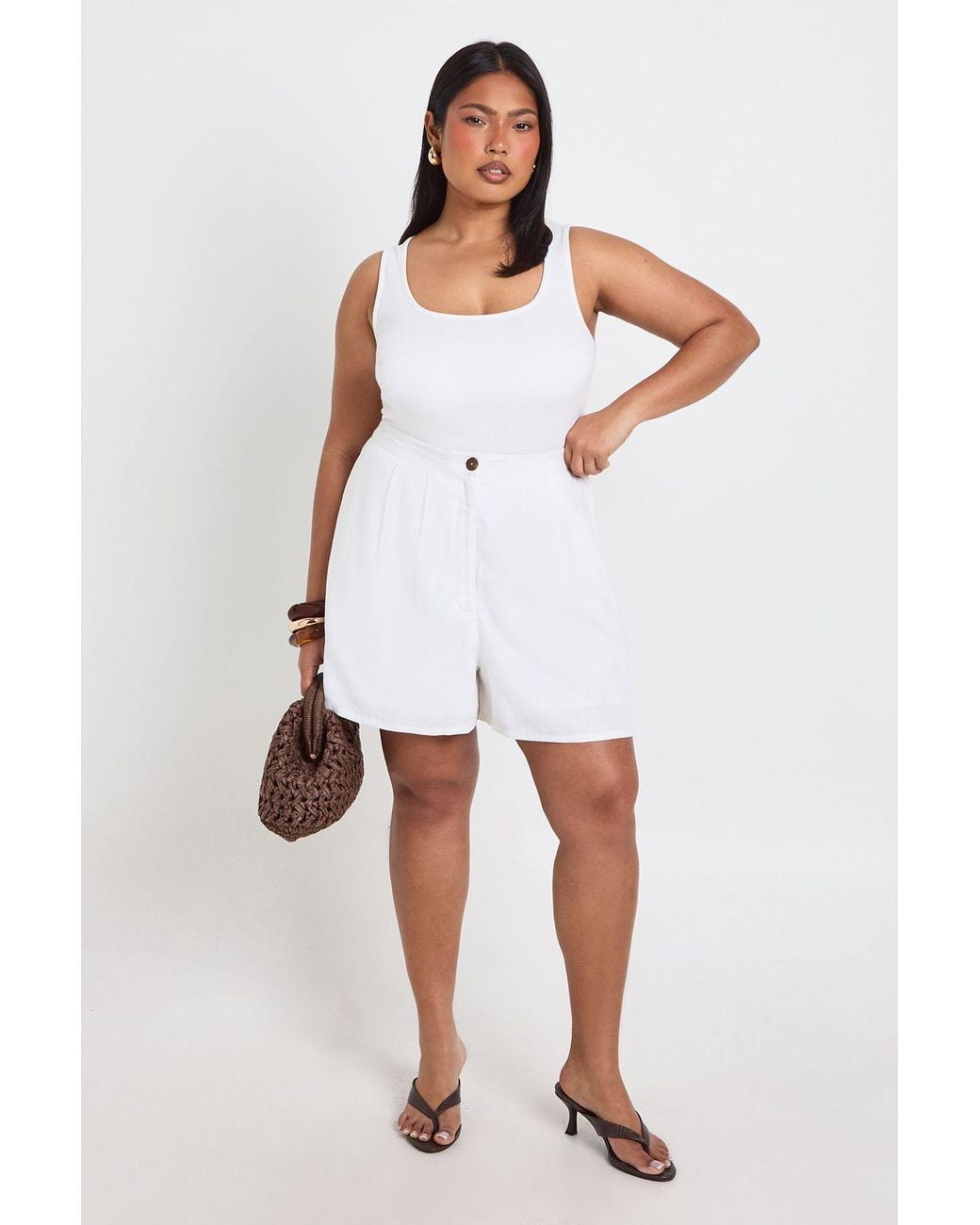 Boohoo White Plus Linen Tailored Longline Short