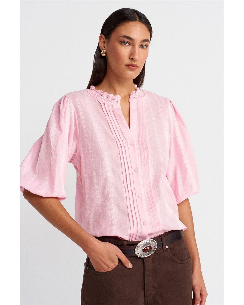 Dilvin Pink Solid Mandarin Collar Woven Shirt