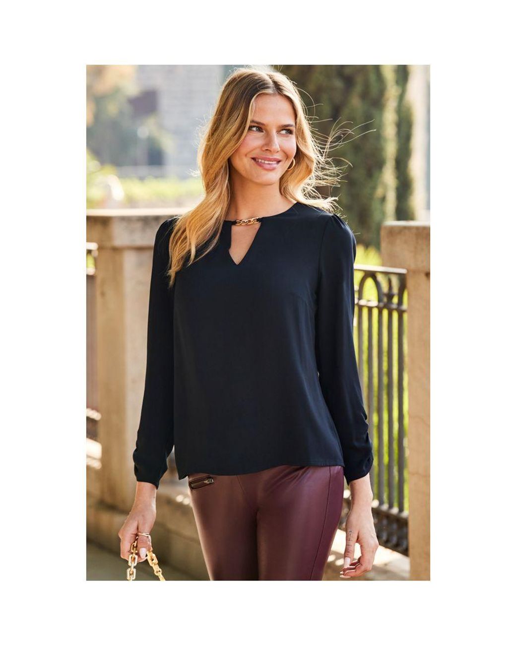 Sosandar Blue Chain Detail Top