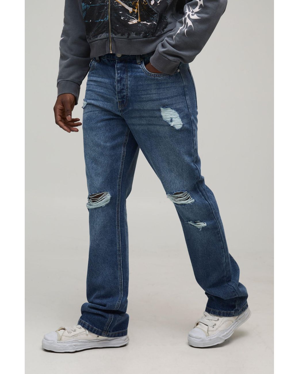 BoohooMAN Blue Slim Flared Ripped Jeans for men