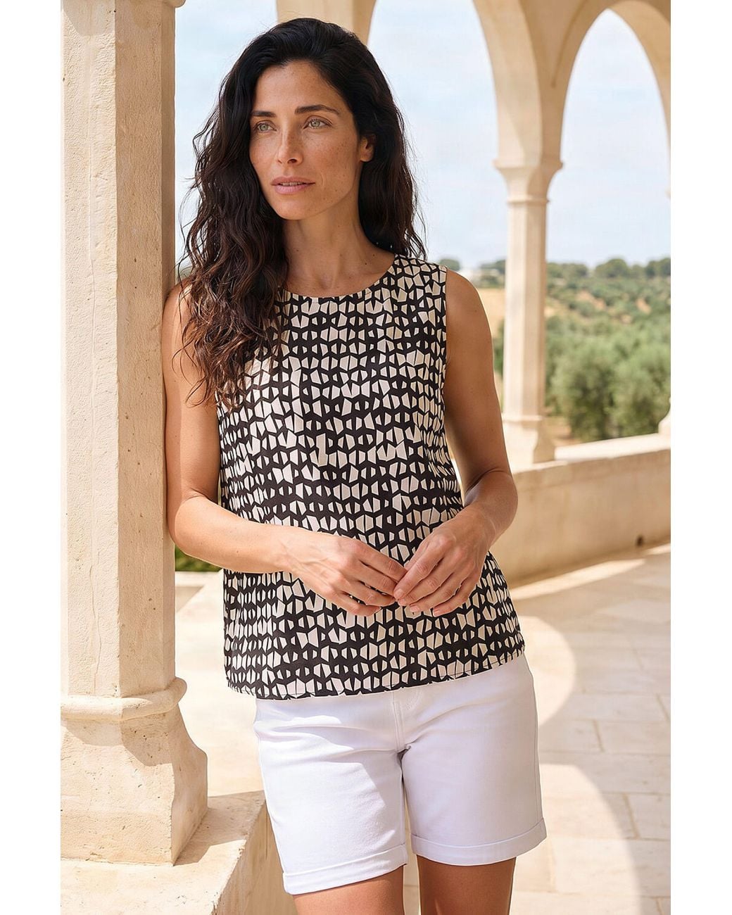 Roman Black Classic Geo Sleeveless Shell Top