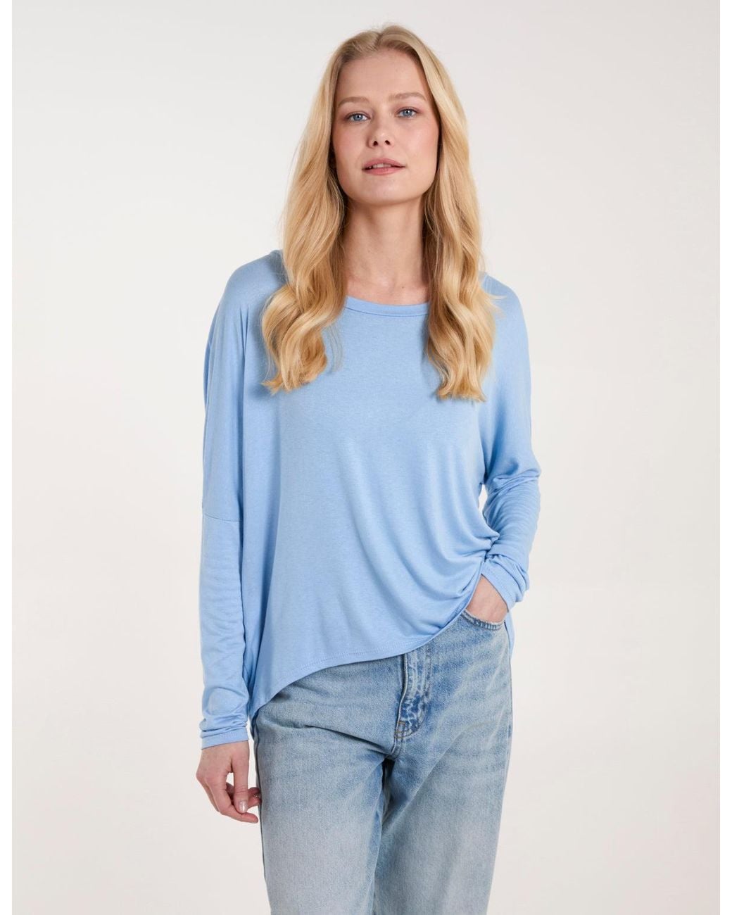 Blue Vanilla Blue Batwing High Low Top