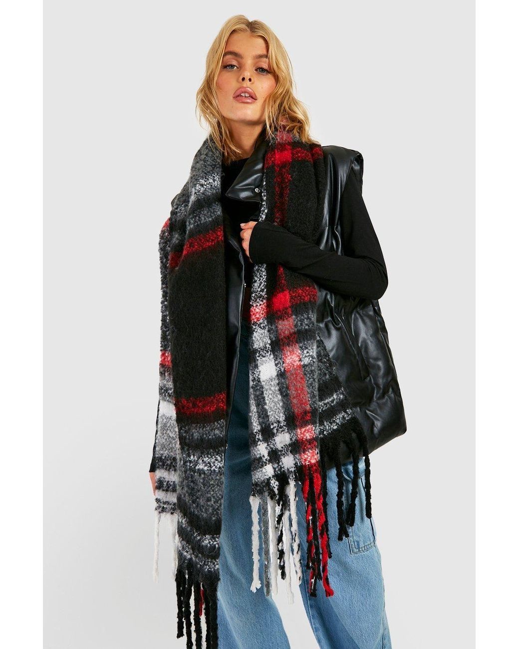 Boohoo Black Chunky & Checked Tassel Scarf