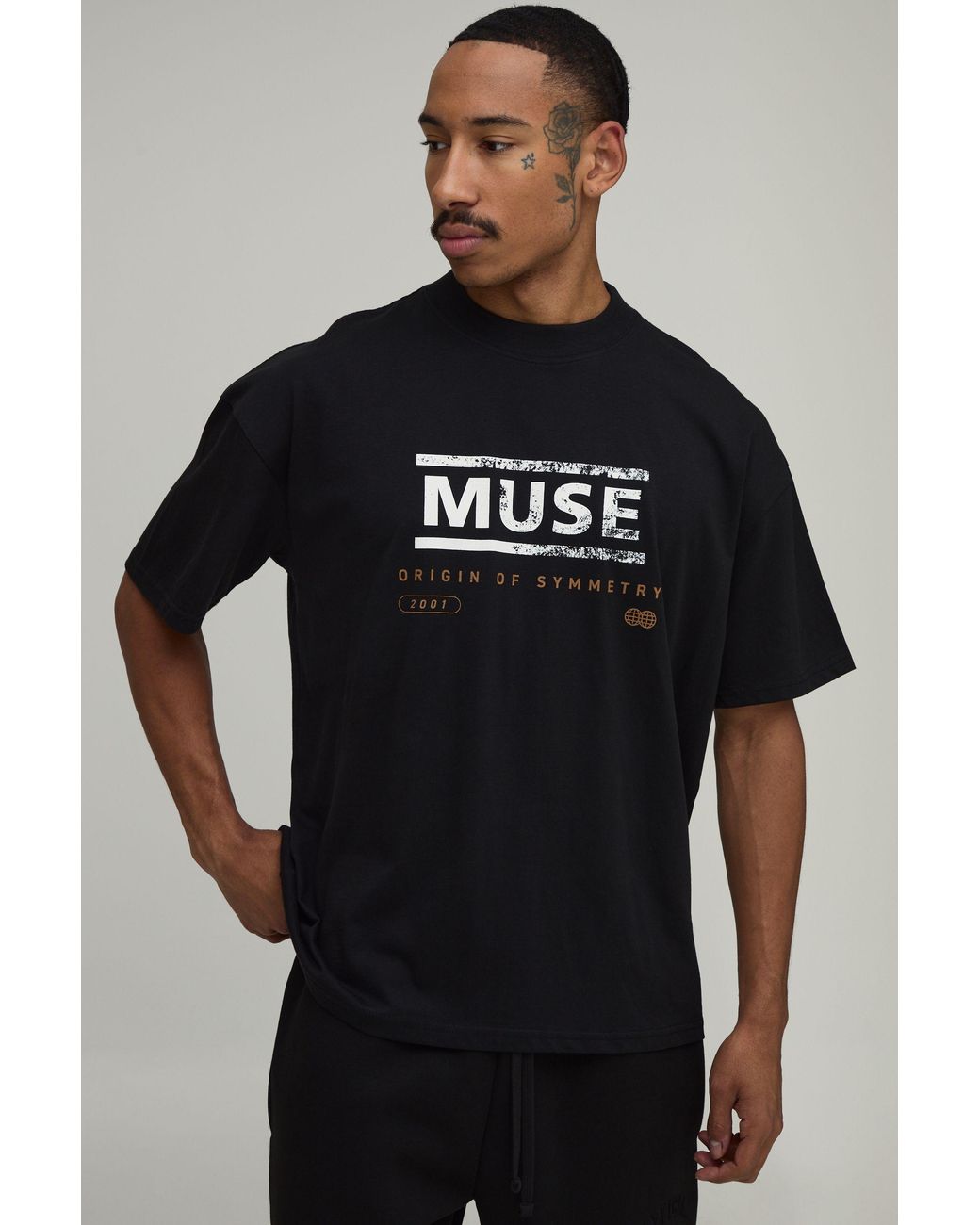 BoohooMAN Black Oversized Muse Symmetry License Print T-Shirt for men